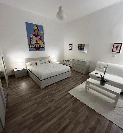 Appartamento Scaramanzia Наполи Екстериор снимка